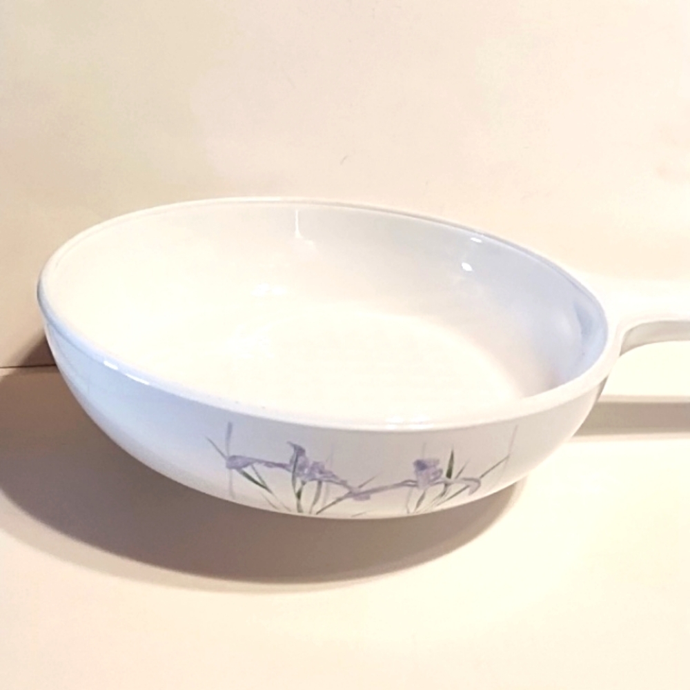 Corning Ware 7 Inch Waffle Bottom Fry Pan